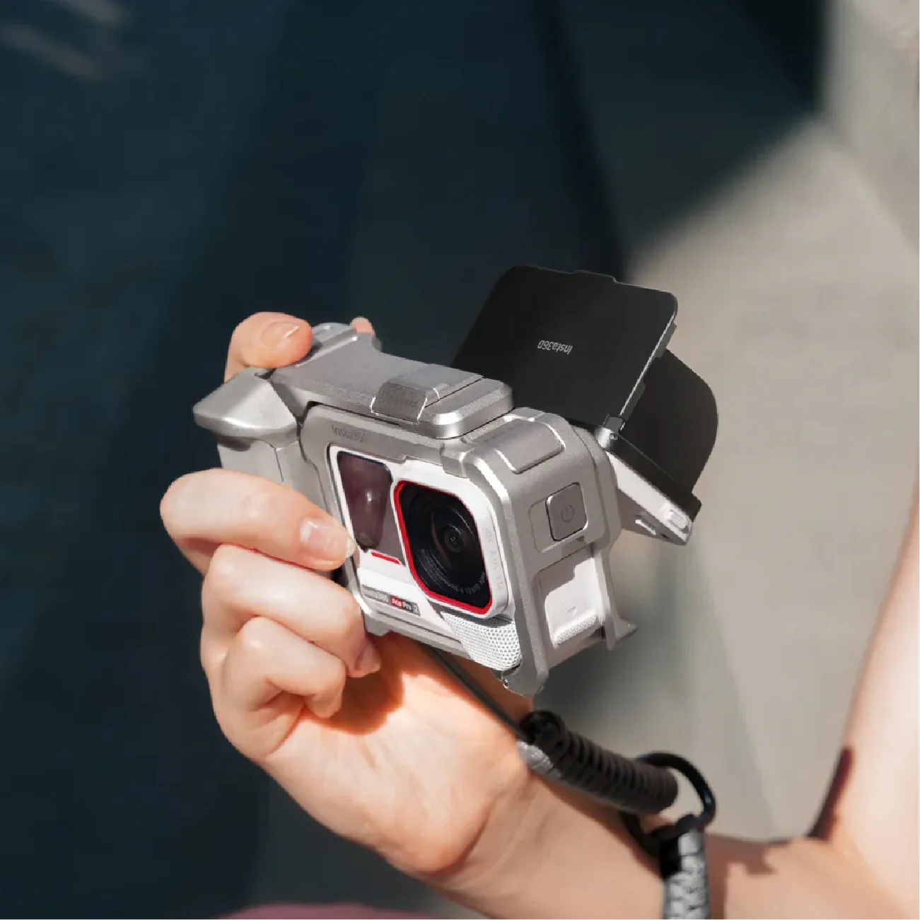 Insta360 Ace Pro 2 / Ace Pro Flip Screen Hood - Image 6