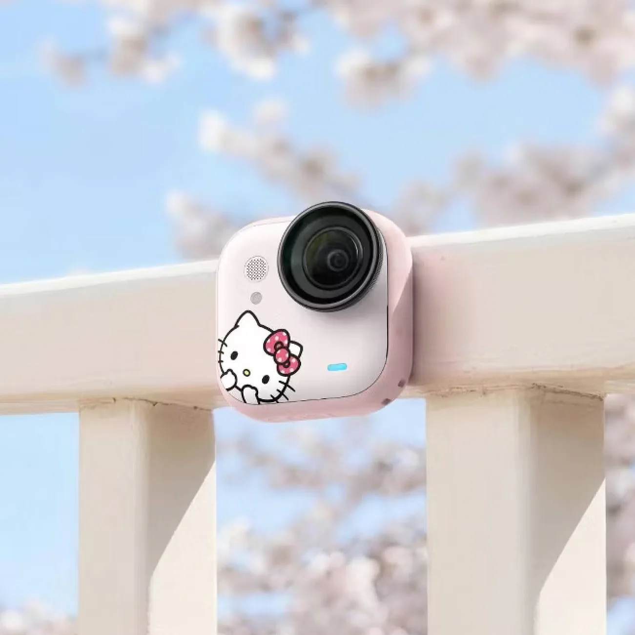 Insta360 GO Ultra Hello Kitty Limited Edition Action Camera - Image 9
