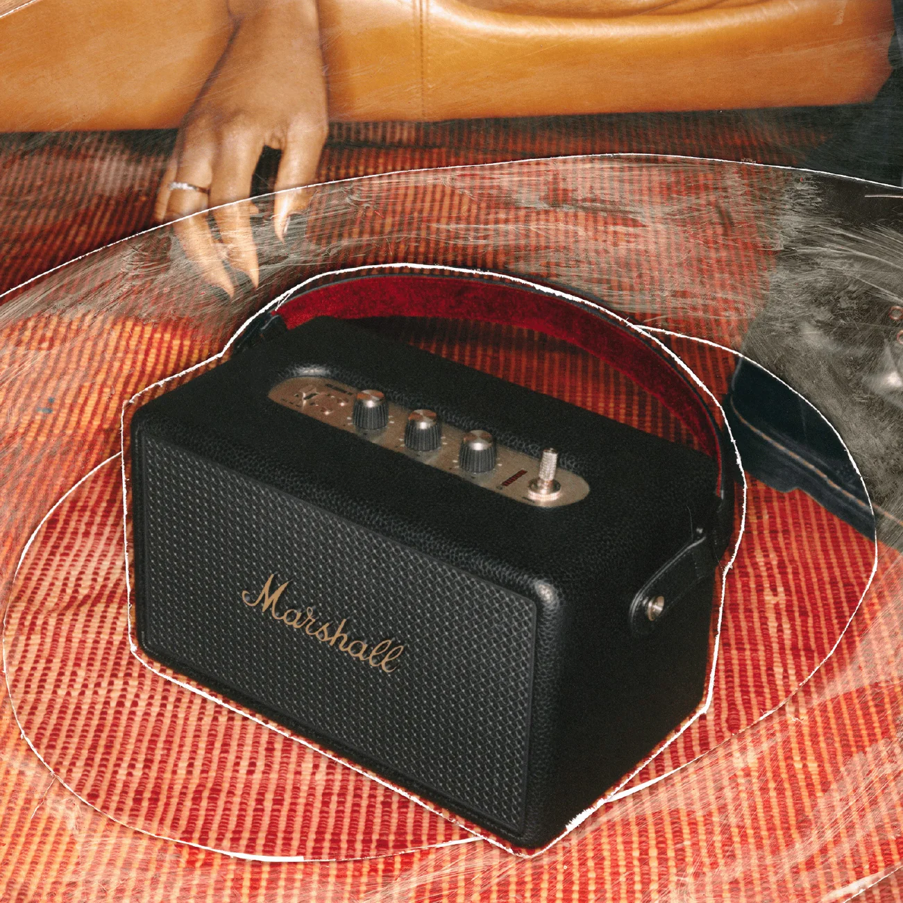 Marshall Kilburn III Portable Bluetooth Speaker (Black and Brass) - Image 4